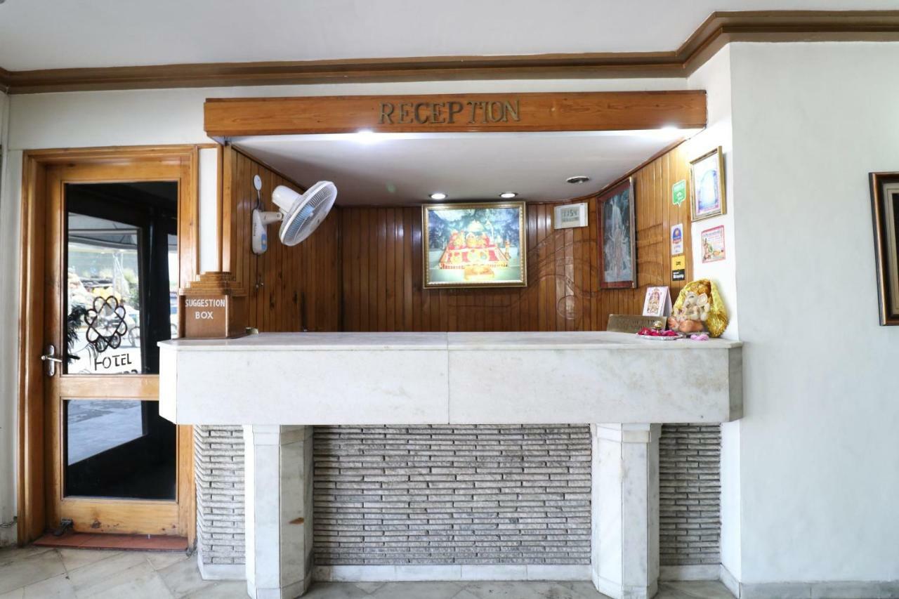 Oyo 38036 Hotel Basera Катра Экстерьер фото
